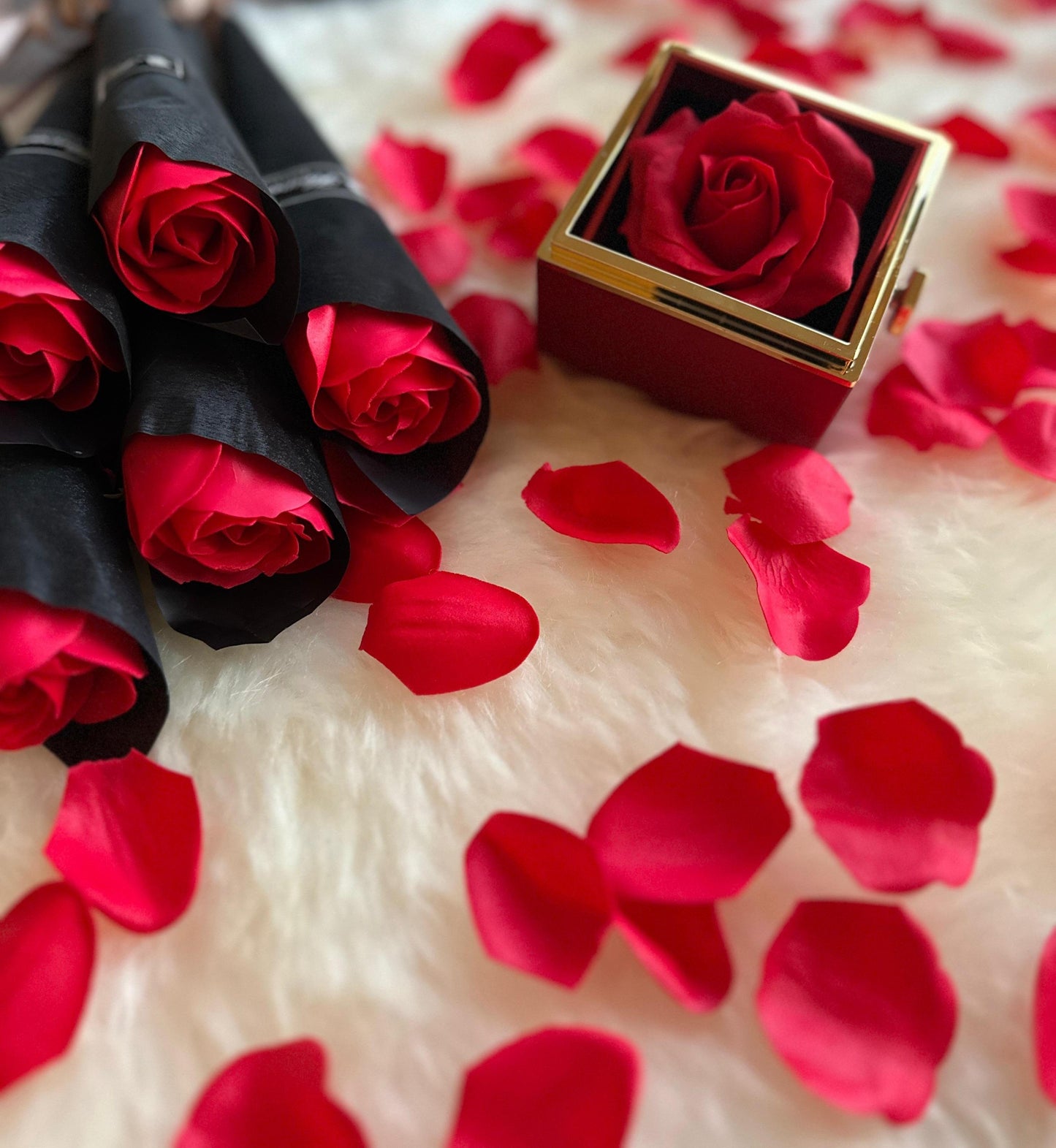 Single Authentic Red Rose Box